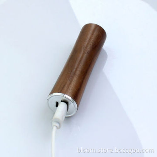 Wooden USB Mobile Phone Chargers for iPhone 6/5/4, with 2,600mAh Capacity, Single USB PortNew